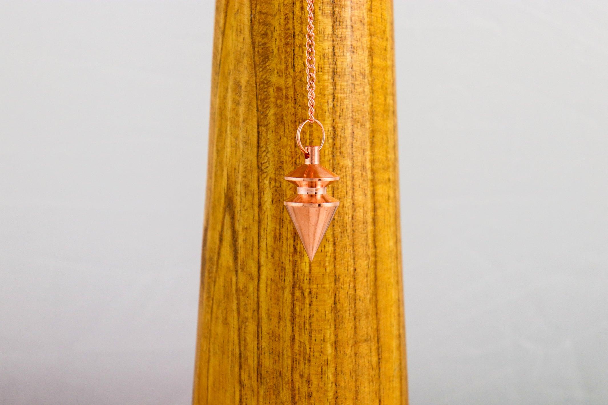 Triangle clock - Brass, copper-plated